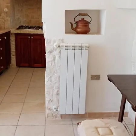 Villa Villa - Sleeps 8 - Patio - Garden - Parking *